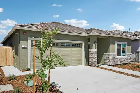 Exterior - 1165 Nicklaus Rd, Galt, CA 95632 photo 3 of 21
