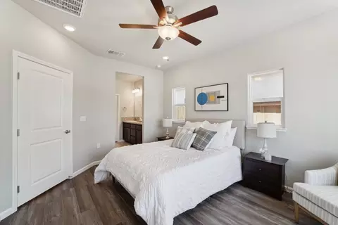 Bedroom - 1165 Nicklaus Rd, Galt, CA 95632 photo 2 of 2