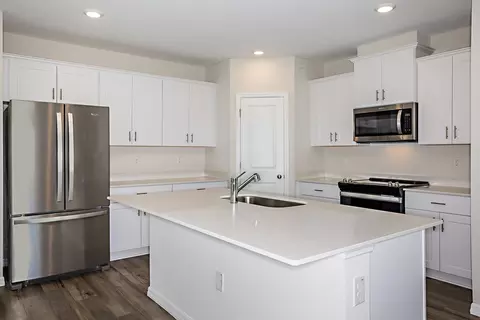 34727 Arbor Retreat Dr, Dade City, FL 33525