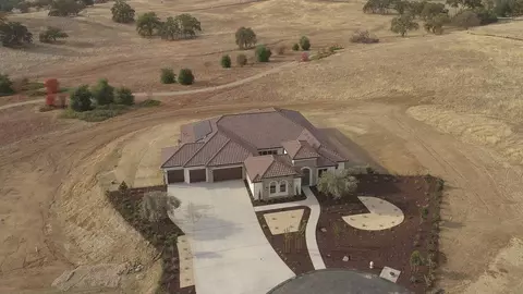 Other - 19917 Ventana Hills Dr, Clovis, CA 93619 photo 6 of 16