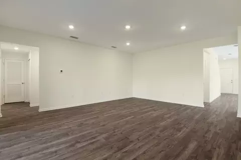 Living - 335 Barbosa Trl, Saint Augustine, FL 32095 photo 2 of 4