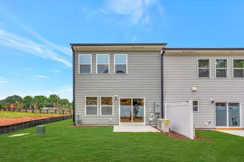 Exterior - 5018 Silver Brook Rd, Durham, NC 27703 photo 2 of 3