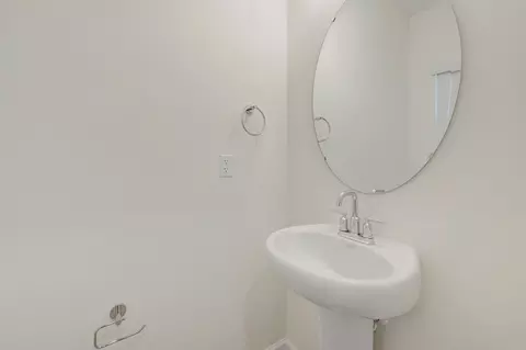 Bath - 5018 Silver Brook Rd, Durham, NC 27703 photo 1 of 5