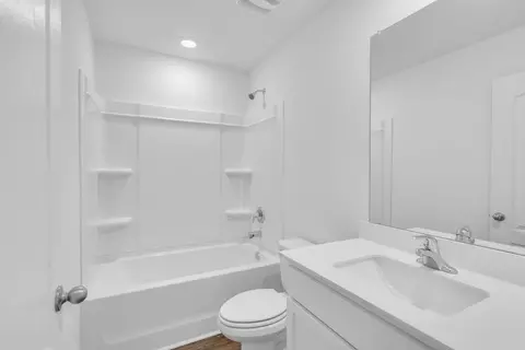 Bath - 13861 SW 27th Ct Rd, Ocala, FL 34473 photo 2 of 2