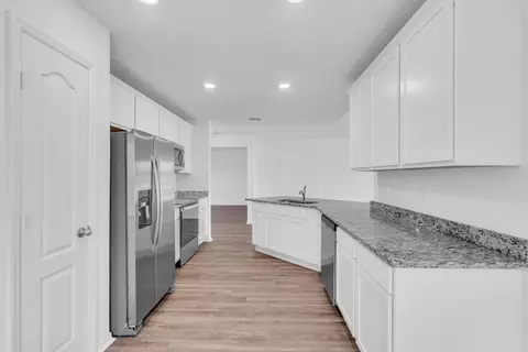 Kitchen - 13861 SW 27th Ct Rd, Ocala, FL 34473 photo 1 of 1