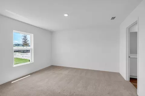Bedroom - 13861 SW 27th Ct Rd, Ocala, FL 34473 photo 1 of 3