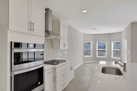 Kitchen - 182 Brook Forest Dr, Saint Augustine, FL 32092 photo 2 of 13