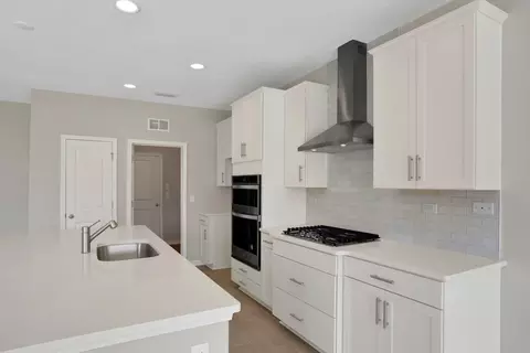 Kitchen - 182 Brook Forest Dr, Saint Augustine, FL 32092 photo 4 of 13