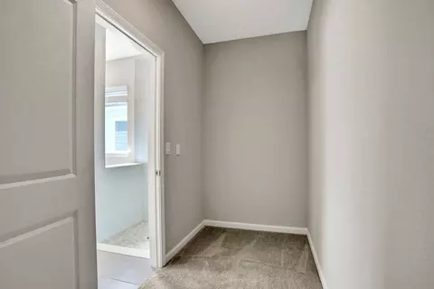 Entry Way - 182 Brook Forest Dr, Saint Augustine, FL 32092 photo 5 of 6