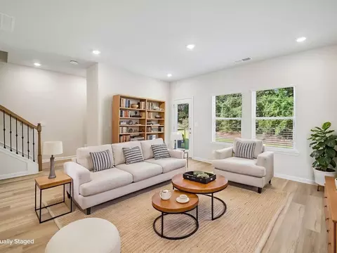Living - 5520 Cosimo Rd, Fairburn, GA 30213 photo 2 of 5