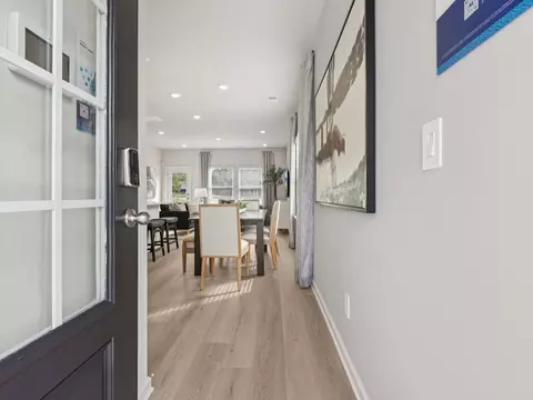 Entry Way - 5520 Cosimo Rd, Fairburn, GA 30213 photo 5 of 5