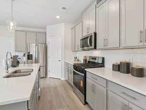 Kitchen - 5520 Cosimo Rd, Fairburn, GA 30213 photo 5 of 5