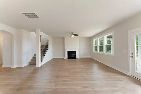 Living - 100 E South 7th St, Seneca, SC 29678 photo 2 of 2