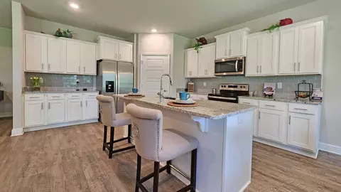 Kitchen - 11 Stonebridge Dr, Petal, MS 39465 photo 1 of 4