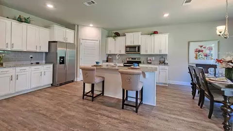 Kitchen - 11 Stonebridge Dr, Petal, MS 39465 photo 2 of 4