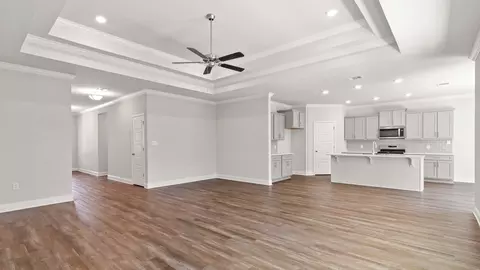 Living - 11 Stonebridge Dr, Petal, MS 39465 photo 3 of 4
