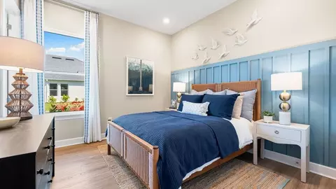 Bedroom - 10614 Eclipse St, Sarasota, FL 34241 photo 7 of 10