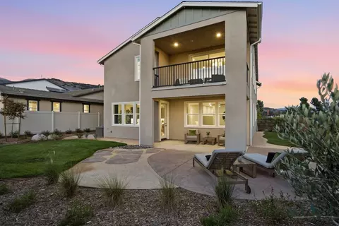 Exterior - 1022 Shadow Ridge Way, Fillmore, CA 93015 photo 11 of 13