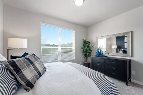 Bedroom - 1200 S 32nd Ave, Cornelius, OR 97113 photo 2 of 5