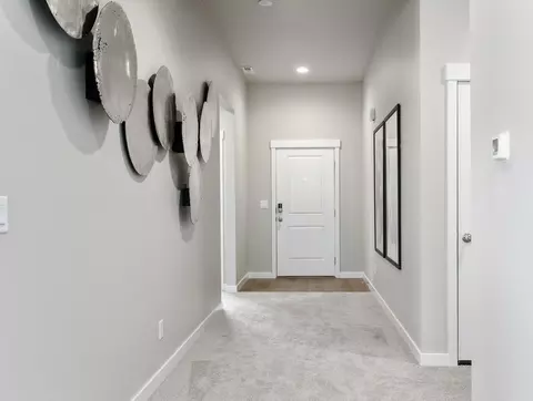 Entry Way - 1200 S 32nd Ave, Cornelius, OR 97113 photo 2 of 2