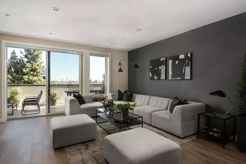 Living - 380 Cordova St #101, Pasadena, CA 91101 photo 3 of 5