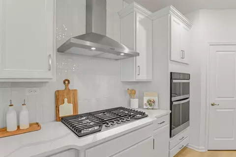 Kitchen - 182 Brook Forest Dr, Saint Augustine, FL 32092 photo 2 of 8