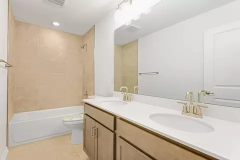 Bath - 182 Brook Forest Dr, Saint Augustine, FL 32092 photo 4 of 4