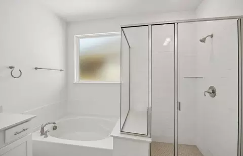 Bath - 3017 Cliffside Dr, Celina, TX 75009 photo 3 of 6