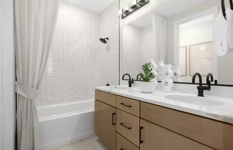 Bath - 501 W Latimer Ave, Campbell, CA 95008 photo 2 of 5