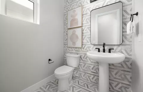 Bath - 501 W Latimer Ave, Campbell, CA 95008 photo 4 of 5