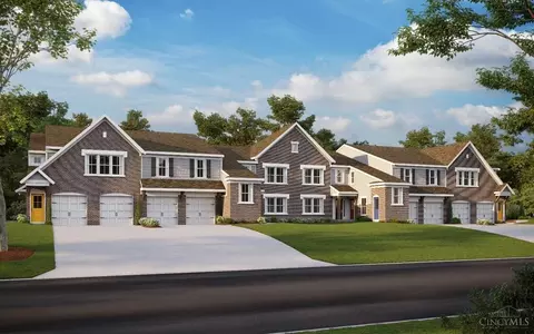 5892 Parkview Ln UNIT 203, Milford, OH 45150