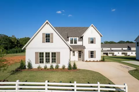 1385 Copper Meadows Dr, Auburn, AL 36830