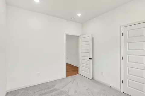 Bedroom - 1004 Crossing Ct E, Valley, AL 36854 photo 3 of 7