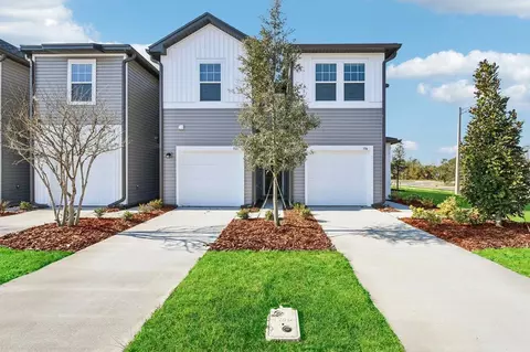 Exterior - 460 Trout Run Rd, Jacksonville, FL 32218 photo 2 of 9