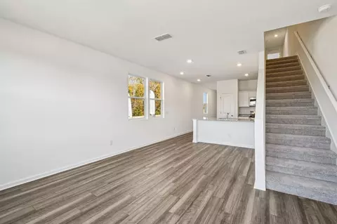 Living - 460 Trout Run Rd, Jacksonville, FL 32218 photo 1 of 1