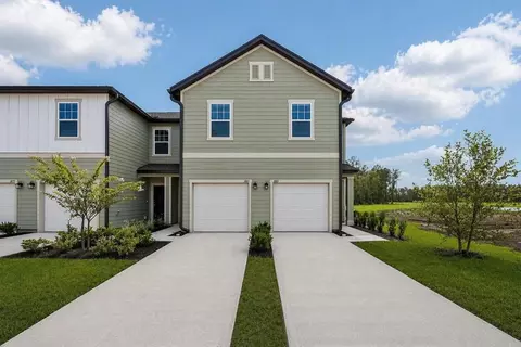 Exterior - 460 Trout Run Rd, Jacksonville, FL 32218 photo 6 of 9