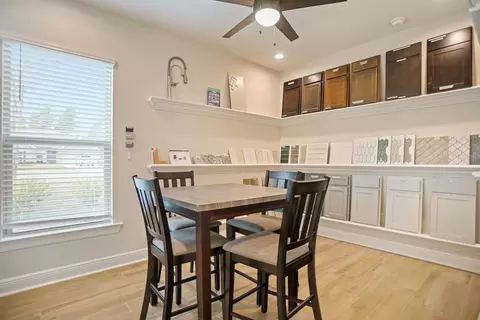 Entry Way - 119 E Tweet St, Freeport, FL 32439 photo 2 of 2