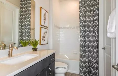 Bath - 3260 Hampton Blvd, Alva, FL 33920 photo 4 of 4