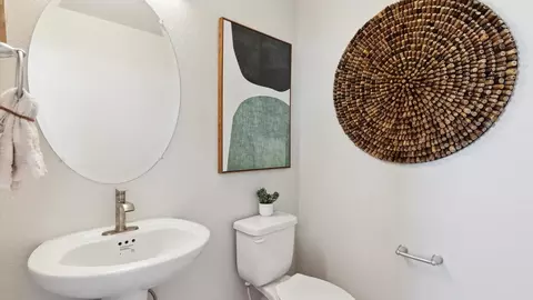 Bath - 22205 E 6th Ave, Aurora, CO 80018 photo 3 of 3