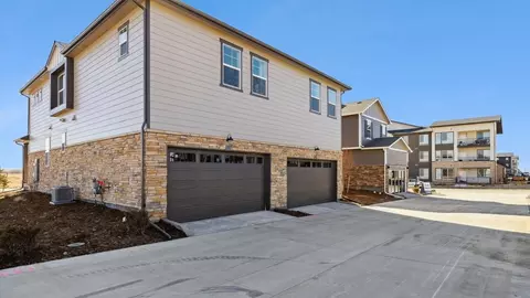 Exterior - 22205 E 6th Ave, Aurora, CO 80018 photo 6 of 7