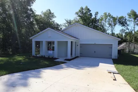 9130 N Golfview Dr, Citrus Springs, FL 34434