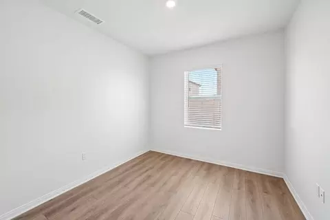 Bedroom - 1209 Trojan Cir, Perris, CA 92571 photo 1 of 10
