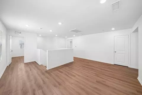 Entry Way - 1209 Trojan Cir, Perris, CA 92571 photo 3 of 5