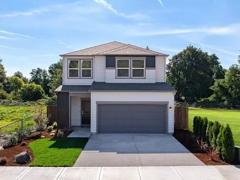 52590 Captain Roger Kucera Way, Scappoose, OR 97056