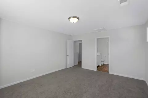 Bedroom - 714 Alma Square Dr, Moncks Corner, SC 29461 photo 5 of 9