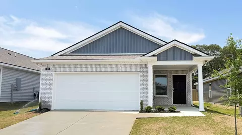 32 Mcgilvery Dr, Byhalia, MS 38611