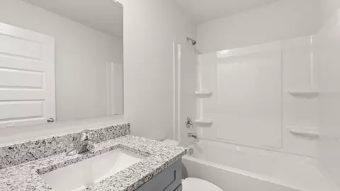 Bath - 2804 Meadowbrook Drive, Augusta, GA 30906 photo 5 of 6