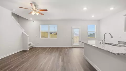 Living - 2804 Meadowbrook Drive, Augusta, GA 30906 photo 2 of 4
