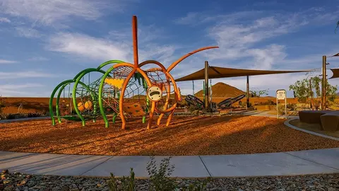 View/Area - 1742 E Dew Drop Trl, Phoenix, AZ 85085 photo 6 of 12
