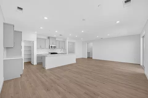 Living - 7339 Forbes Ave, Tracy, CA 95377 photo 2 of 3